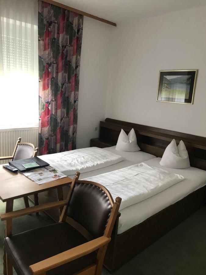 Hotel Jerolitsch Krumpendorf Ngoại thất bức ảnh