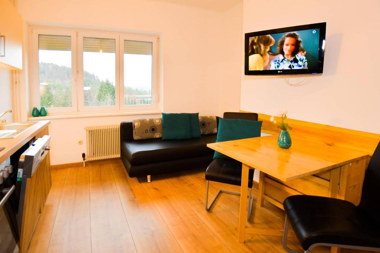 Hotel Jerolitsch Krumpendorf Ngoại thất bức ảnh