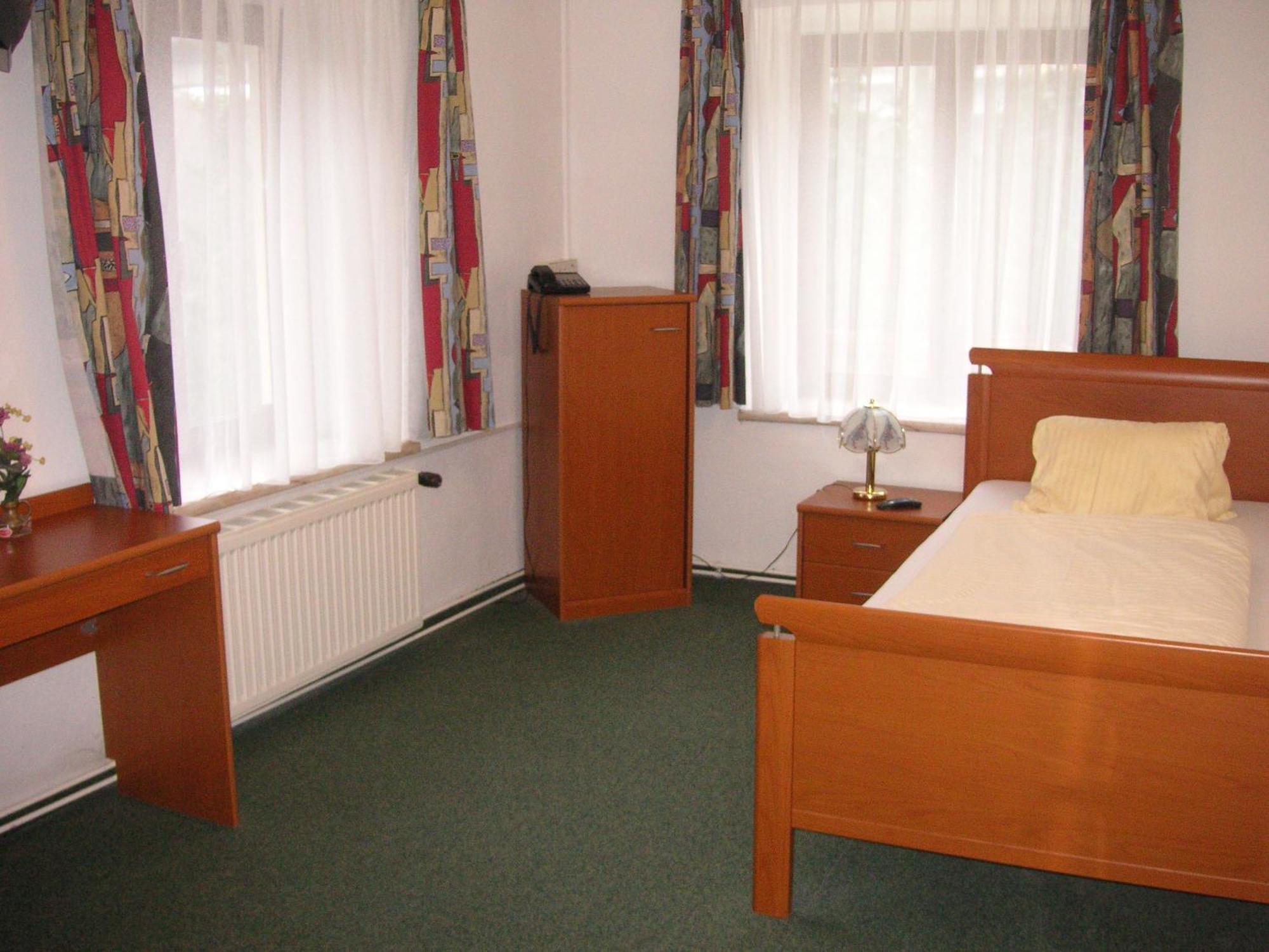Hotel Jerolitsch Krumpendorf Ngoại thất bức ảnh