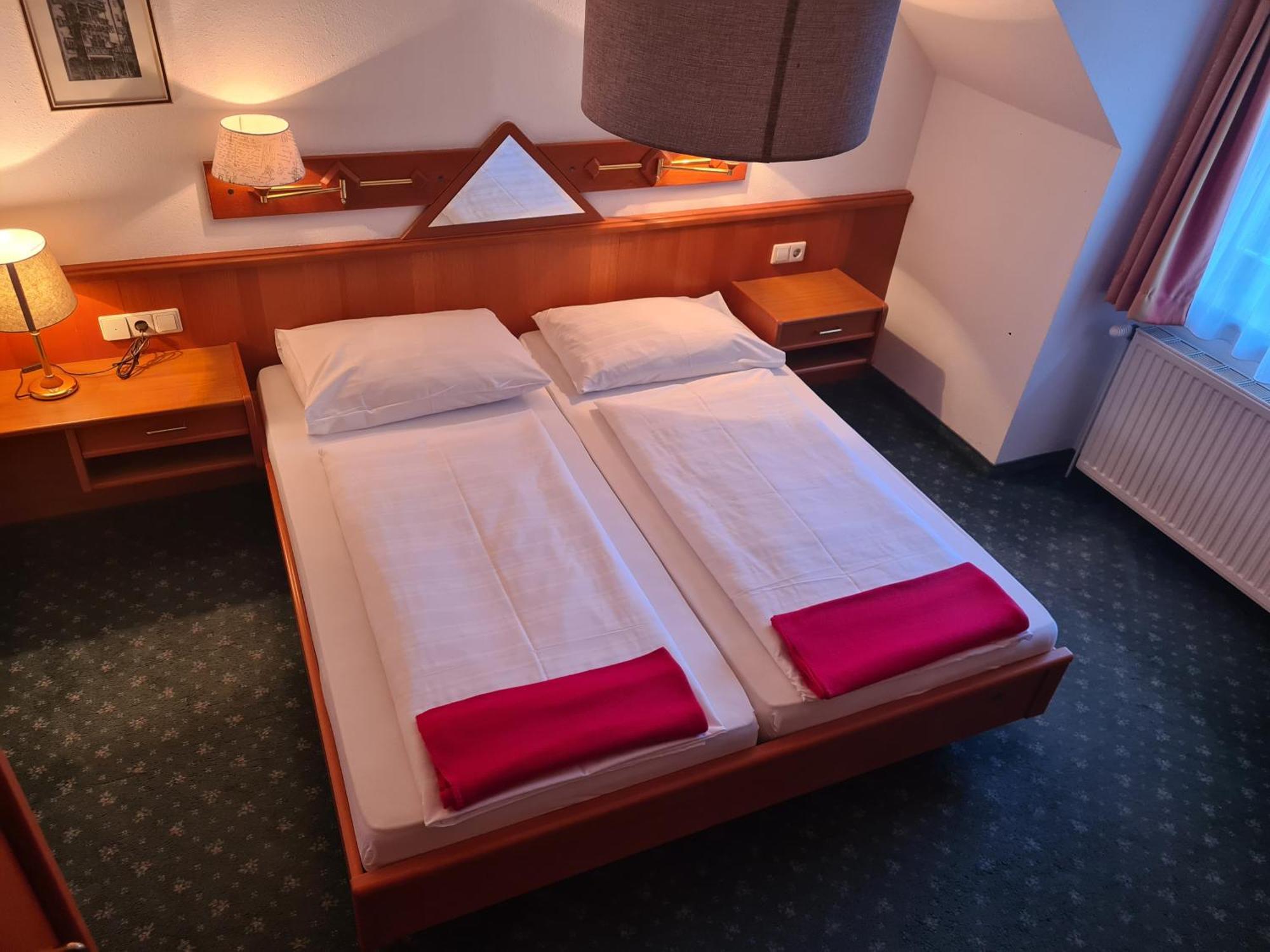 Hotel Jerolitsch Krumpendorf Ngoại thất bức ảnh