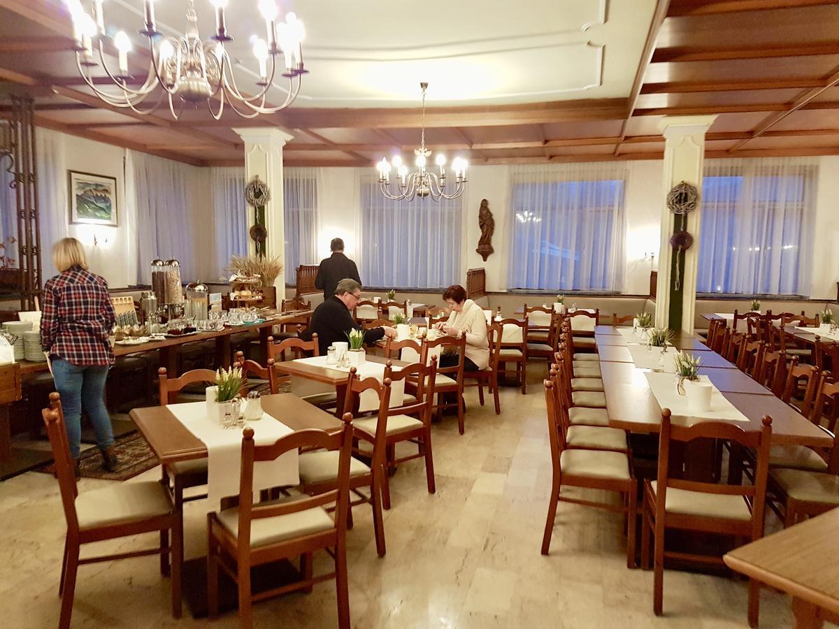 Hotel Jerolitsch Krumpendorf Ngoại thất bức ảnh
